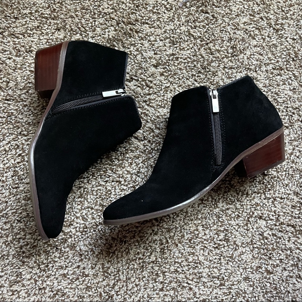 Crown Vintage Women’s SZ 9 Leather Boots